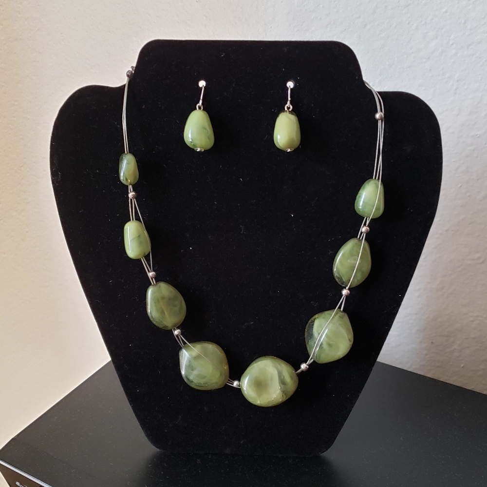Green Earrings and Necklace Set